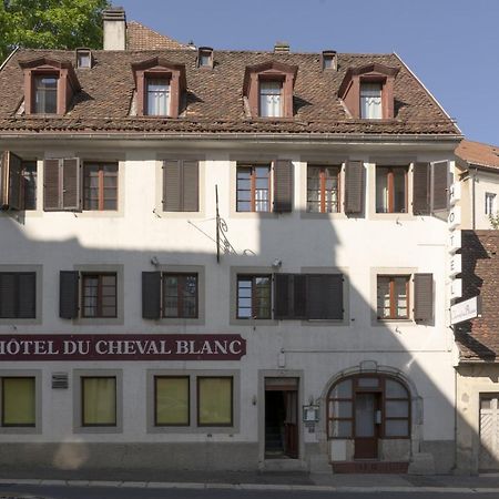 Hotel Du Cheval-Blanc Ла-Шо-де-Фон Экстерьер фото